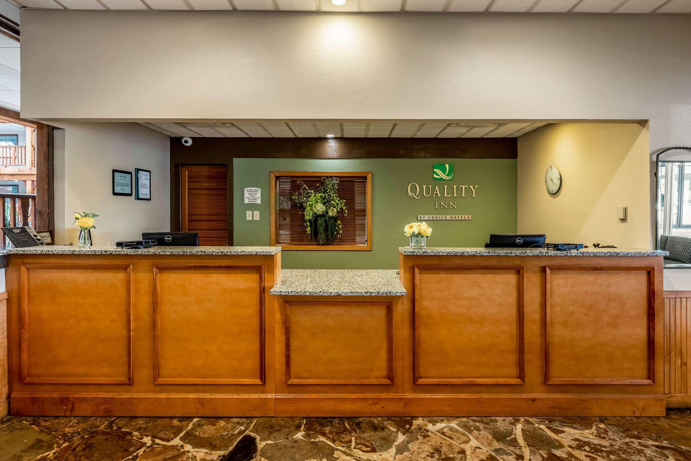 Quality Inn ואוסאו מראה חיצוני תמונה
